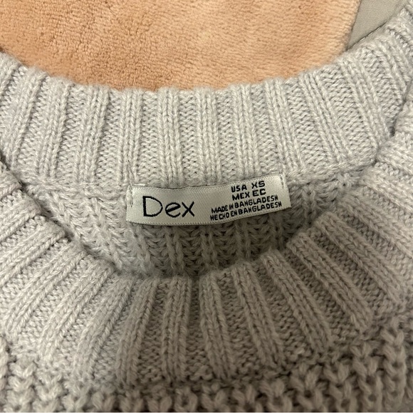DEX GREY SWEATER WITH SCALLOPED EDGE SIZE US XS - Picture 7 of 7